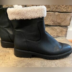 Women's Wonderly Hexley Black Faux Fur-Lined Ankle Boots Sz 6
